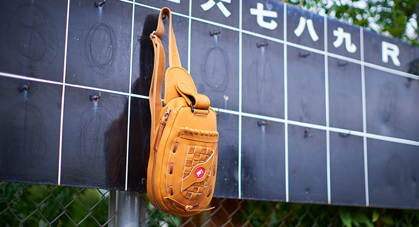 グラブバッグを持ってプロ野球キャンプへ！
