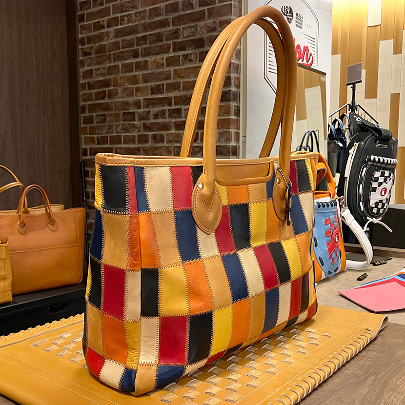 トライオン PANELシリーズのトート横型 マルチカラー