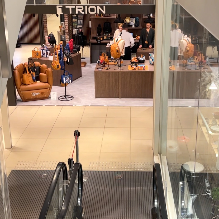 トライオン日本橋店