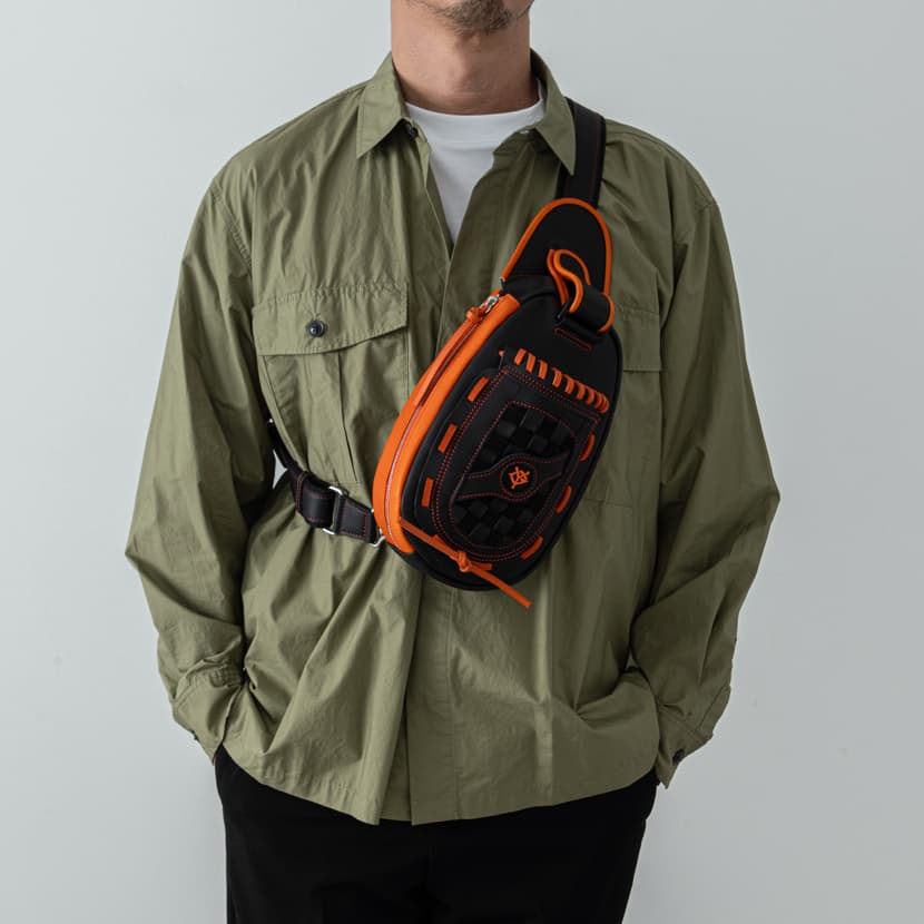 読売ジャイアンツコラボ グローブボディバッグ