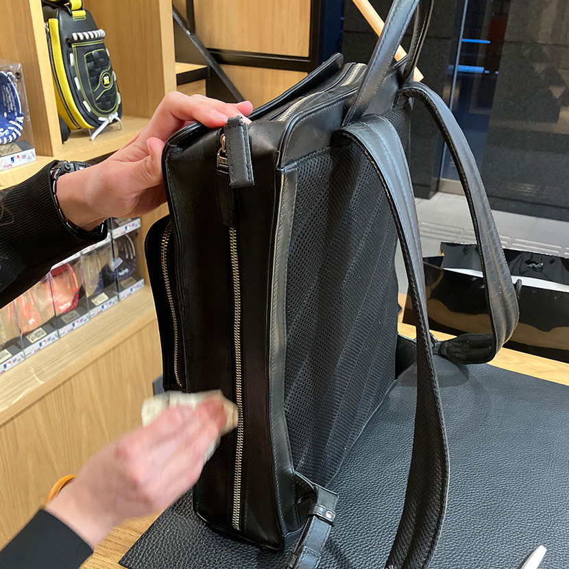 レザーバッグ お手入れビフォー