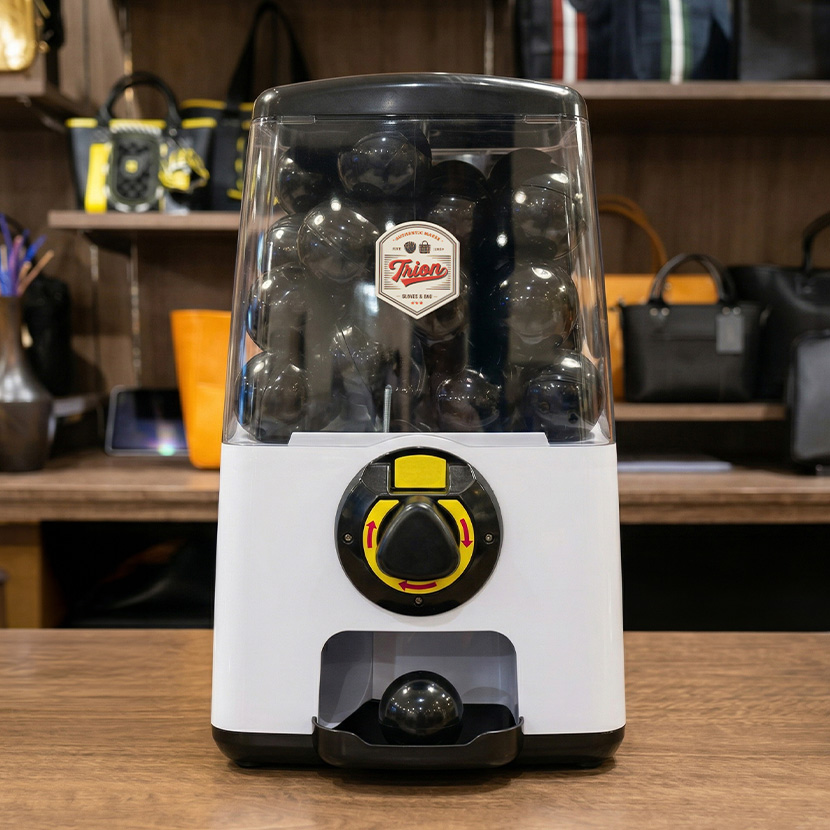 TRION日本橋店 1周年記念ガチャポン