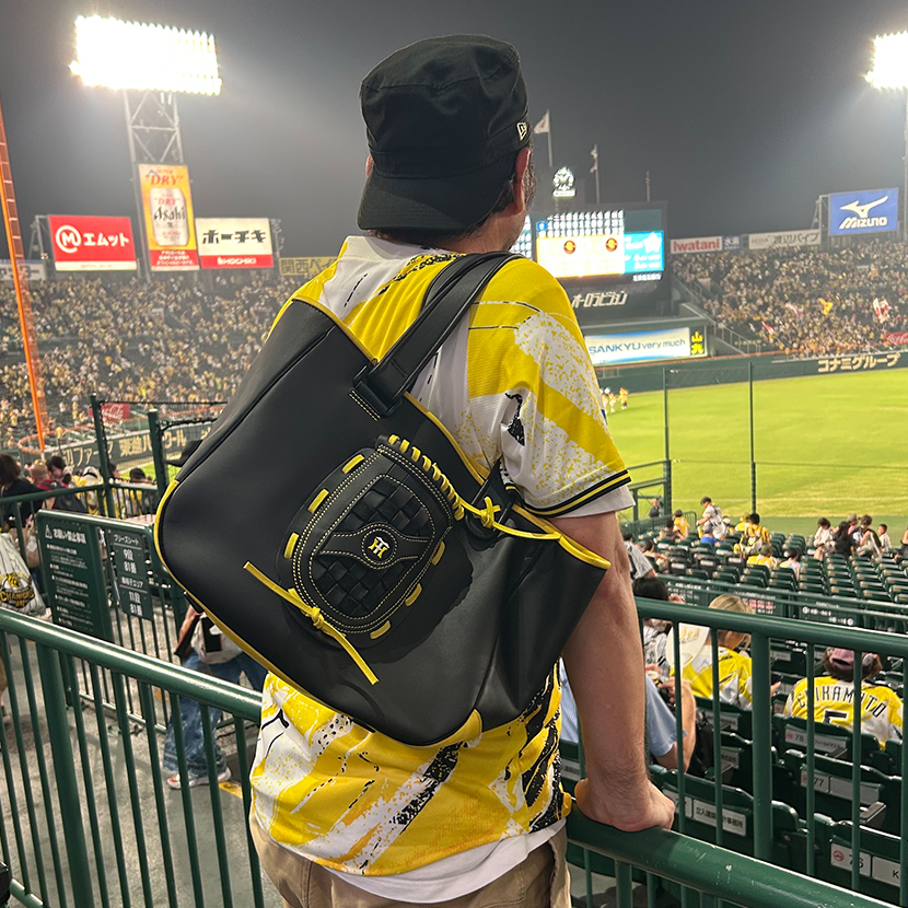阪神タイガース トライオンコラボ レザートートバッグ 愛用品